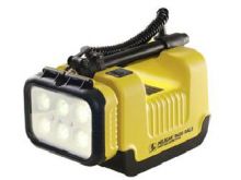 Pelican 9430 Remote Area Lighting System - 3000 Lumens - with Integrated SLA Battery - Black (094300-0001-110) or Yellow (094300-0001-245)